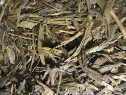 HERBATA ZIELONA LUNG CHING (SMOCZE ŹRÓDŁO)